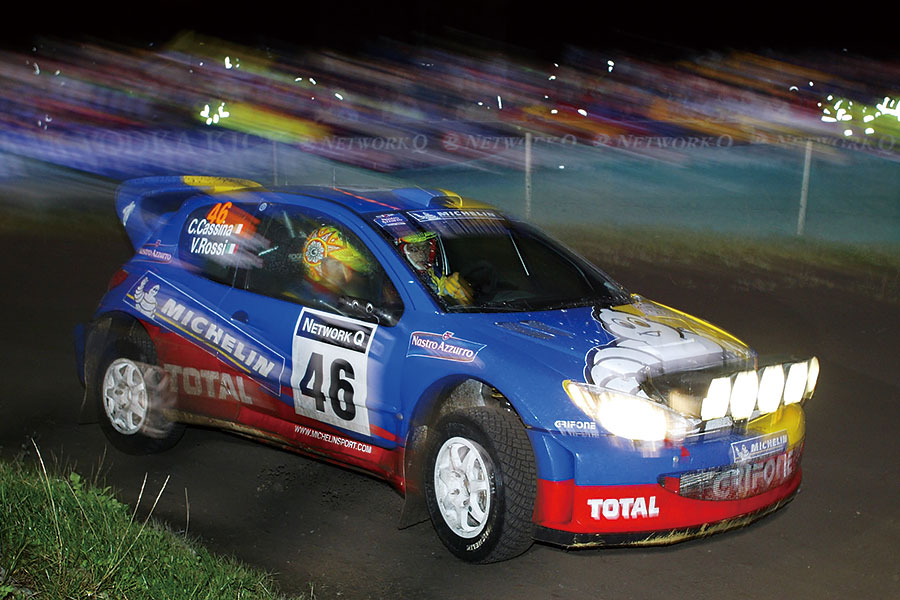 伍茲;阿里;冼拿……羅西?隨著MotoGP最偉大的表演者高掛車靴,最熟悉其人其事的專家欲問一聲是甚麼令他如此特出?