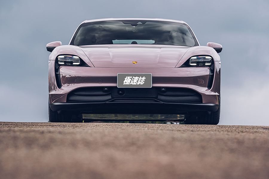 就機械架構來說,這是你可以買到最具保時捷精神的四門跑房。