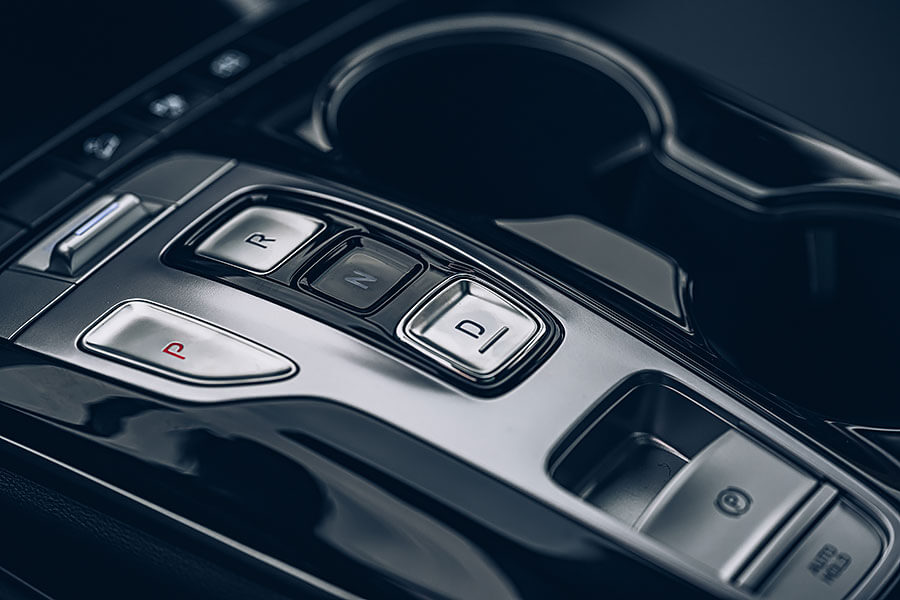 哇曲密,家用SUV的確不一定要長得溫良恭儉、秀外慧中。