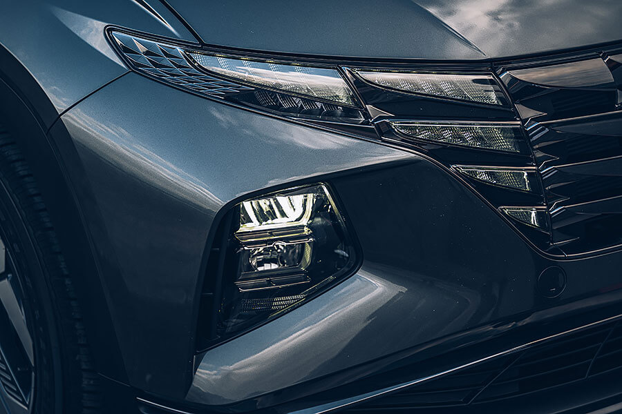 哇曲密,家用SUV的確不一定要長得溫良恭儉、秀外慧中。