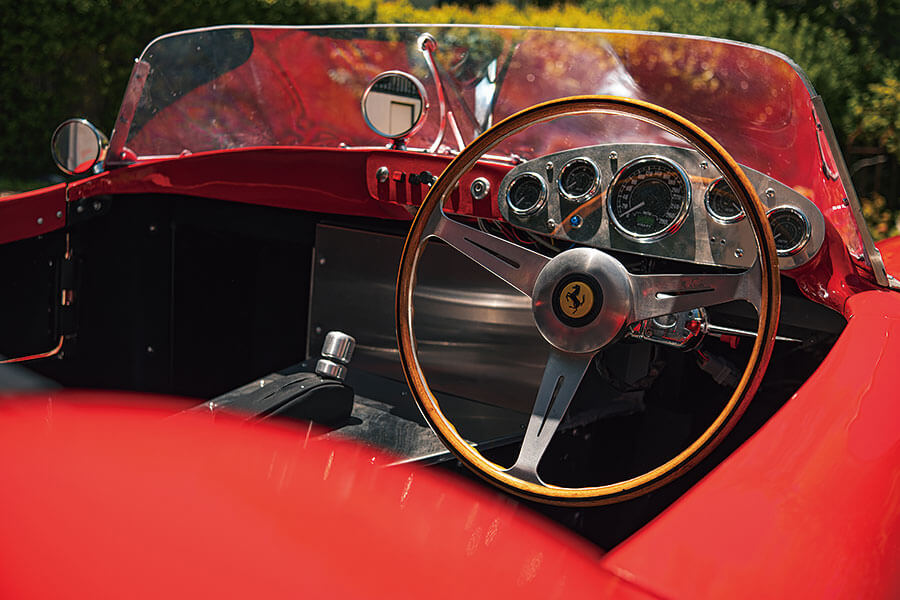 汽車基本上不就是一副巨大拼圖嗎?就讓我們介紹一位用3D拼圖實現車迷夢想的仁兄給大家認識認識吧。