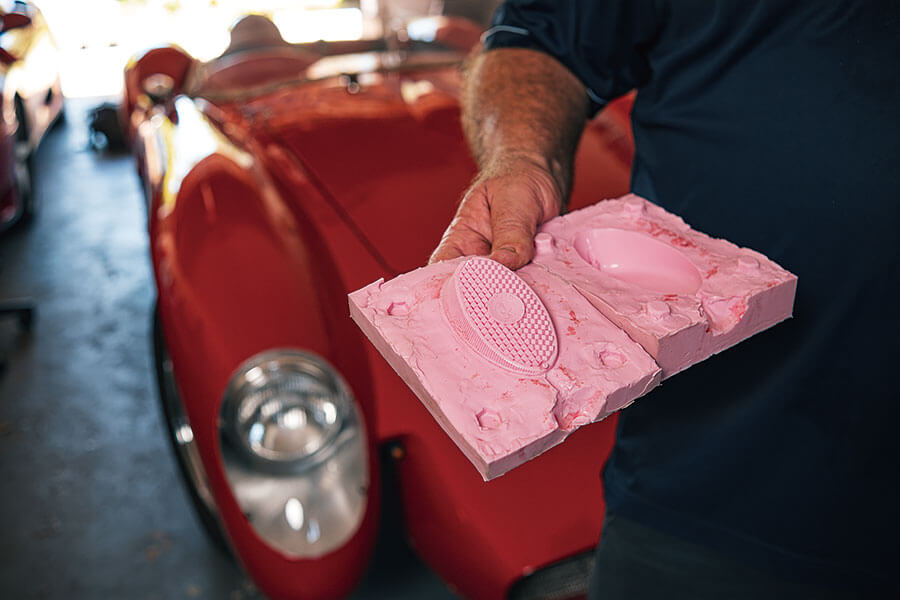 汽車基本上不就是一副巨大拼圖嗎?就讓我們介紹一位用3D拼圖實現車迷夢想的仁兄給大家認識認識吧。