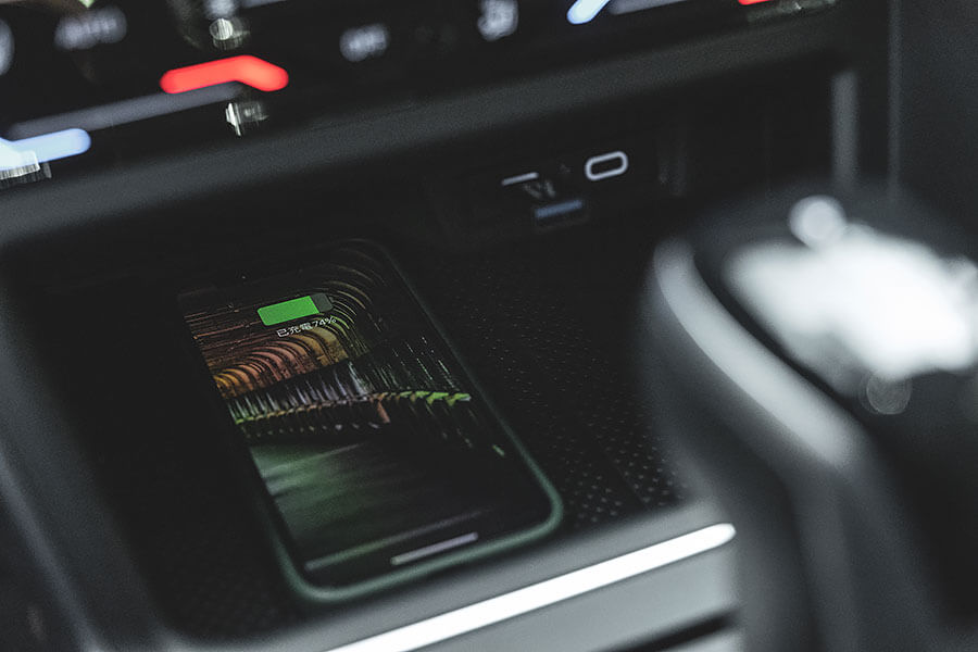 原來福斯並未放棄百萬元以下入門掀背,這次小改Polo站出來大喊我還在!!