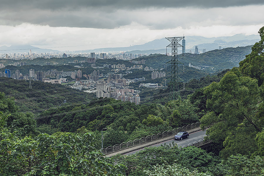 原來福斯並未放棄百萬元以下入門掀背,這次小改Polo站出來大喊我還在!!