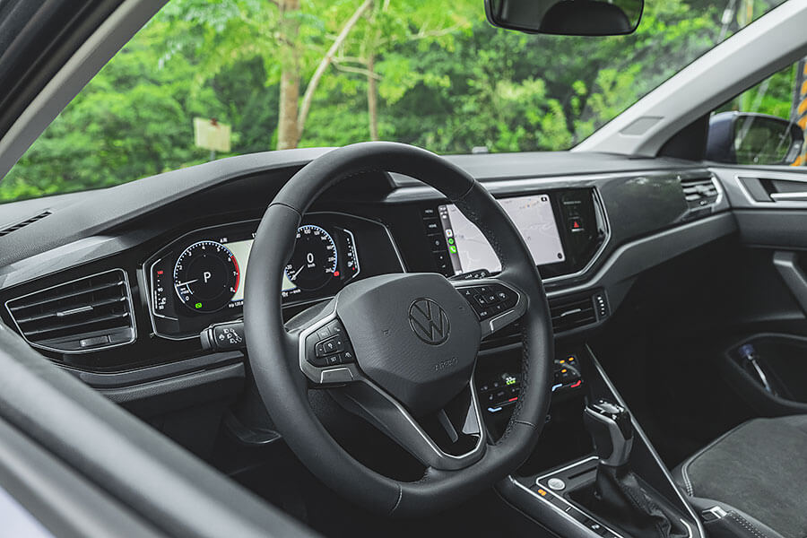 原來福斯並未放棄百萬元以下入門掀背,這次小改Polo站出來大喊我還在!!