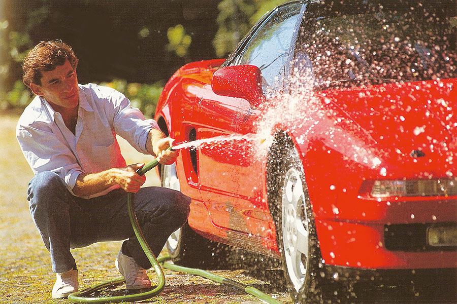 從最風光傑作,至到最慘淡低潮,這裡有你想知的一切,以及好些你不想知的本田逸聞軼事。