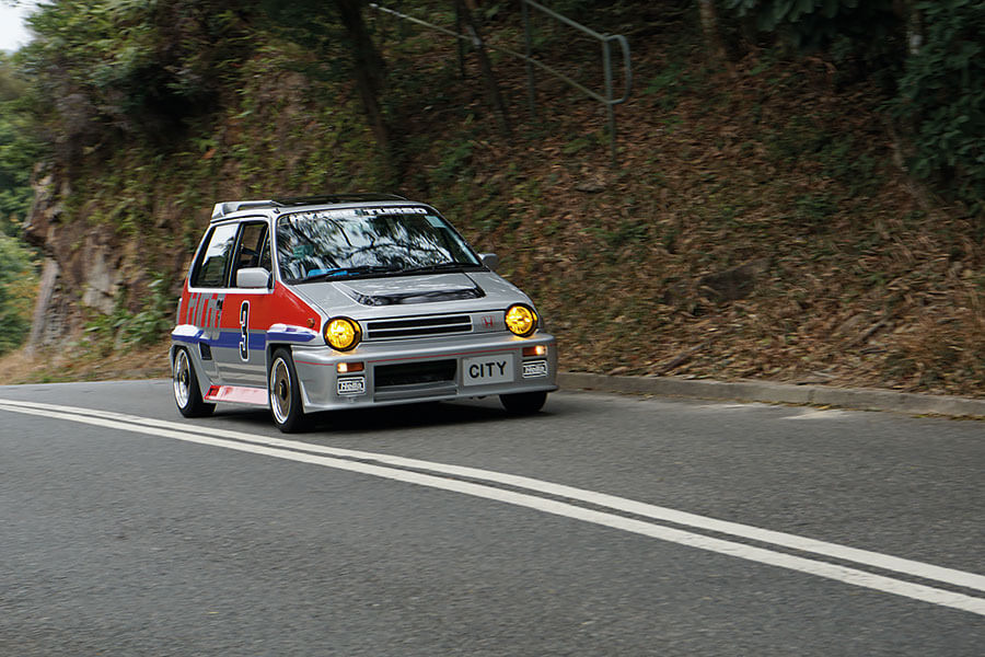 本田City(香港叫Jazz),是日本七、八十年代黃金歲月的見證,其中Turbo II型號(外號鬥牛犬)更是很瘋狂的設計。