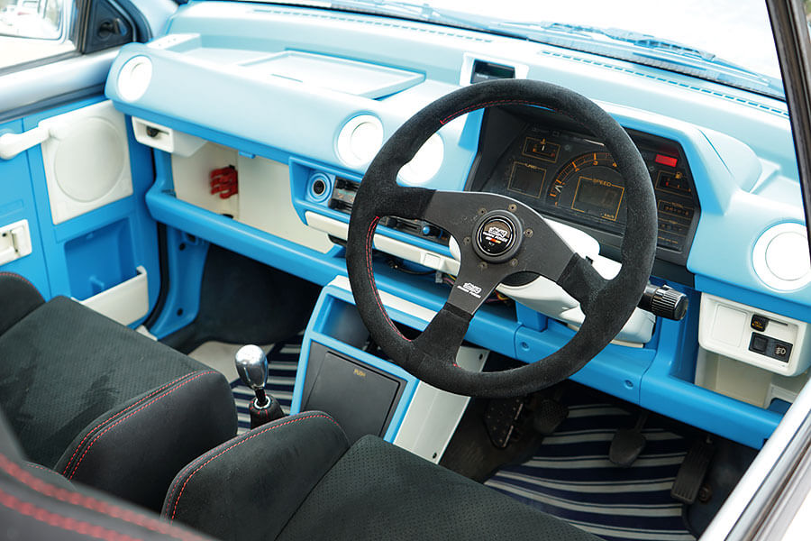 本田City(香港叫Jazz),是日本七、八十年代黃金歲月的見證,其中Turbo II型號(外號鬥牛犬)更是很瘋狂的設計。