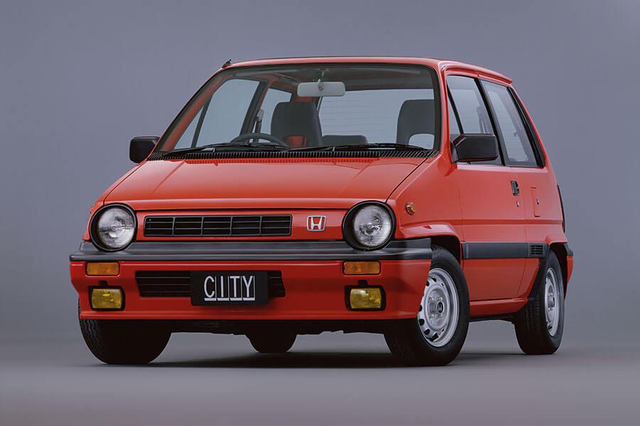 本田City(香港叫Jazz),是日本七、八十年代黃金歲月的見證,其中Turbo II型號(外號鬥牛犬)更是很瘋狂的設計。