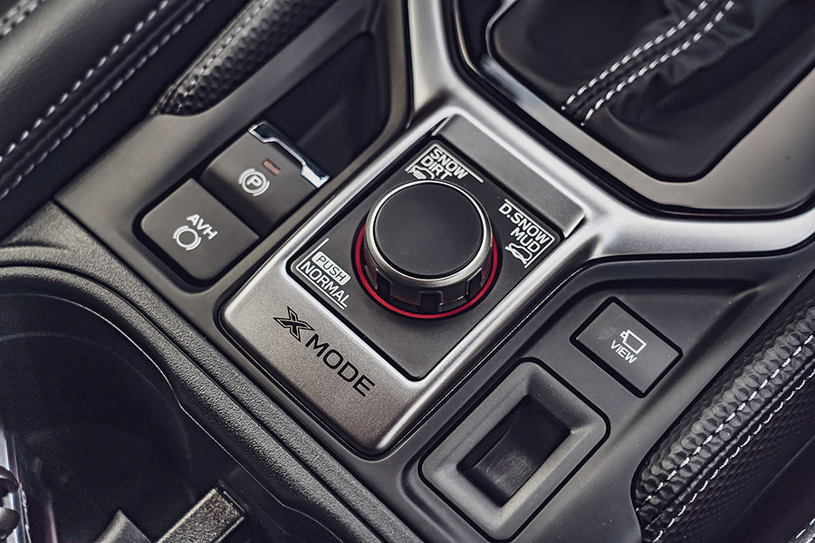 看著看著,也就看出點端倪來了。