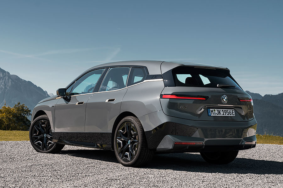 在正宗XM問世之前,這是你所能找到最過癮的寶馬電動休旅!