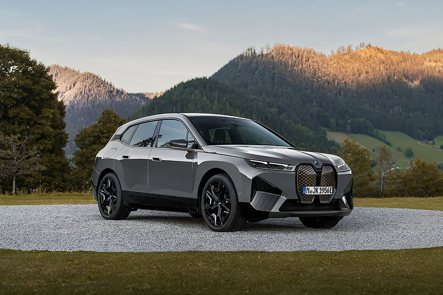 在正宗XM問世之前,這是你所能找到最過癮的寶馬電動休旅!