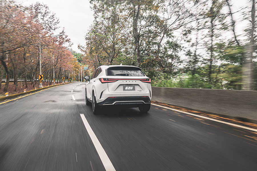 想要買一輛與眾不同又離經叛道的Lexus NX嗎?這輛就是。