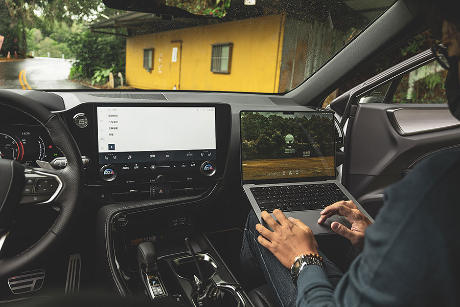 想要買一輛與眾不同又離經叛道的Lexus NX嗎?這輛就是。