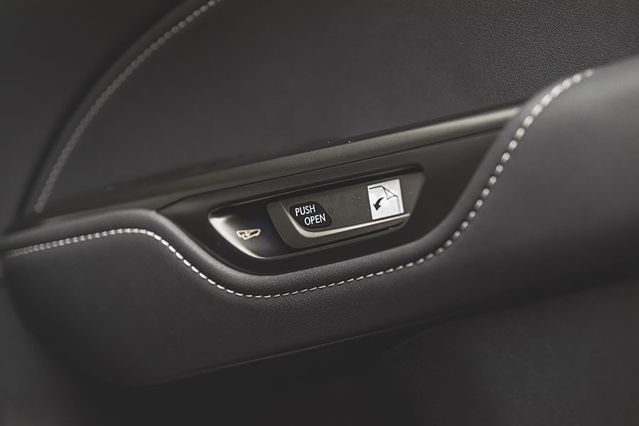 想要買一輛與眾不同又離經叛道的Lexus NX嗎?這輛就是。