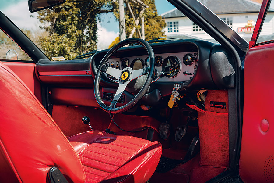 四座V8並非法拉利常見，所以安排最初和最新鮮的四座V8法拉利聚一聚似乎是非常順理成章的一回事。