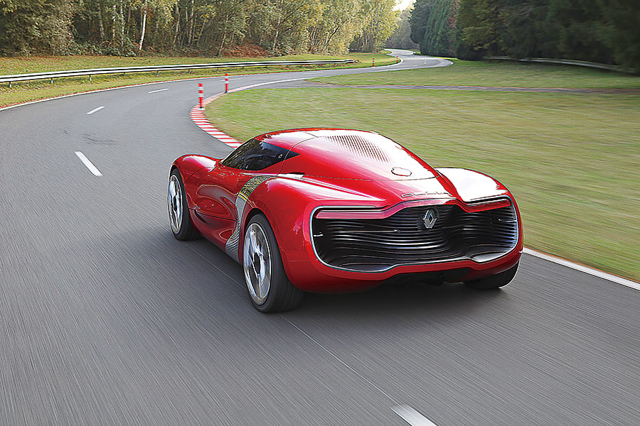 從最風光傑作,至到最慘淡低潮,這裡備妥你想知道的一切,以及許多你未曾注意的雷諾逸聞軼事。