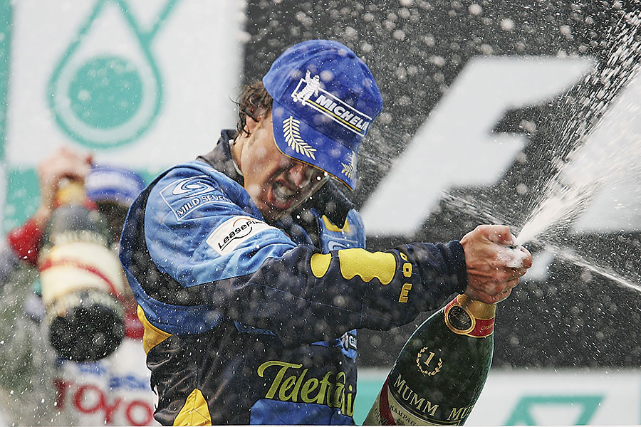 從最風光傑作,至到最慘淡低潮,這裡備妥你想知道的一切,以及許多你未曾注意的雷諾逸聞軼事。