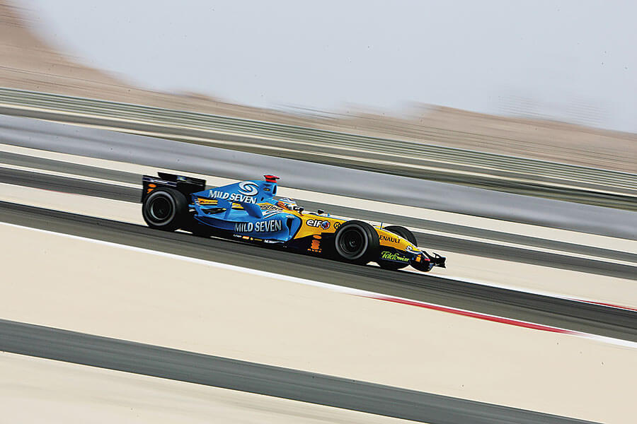 從最風光傑作,至到最慘淡低潮,這裡備妥你想知道的一切,以及許多你未曾注意的雷諾逸聞軼事。