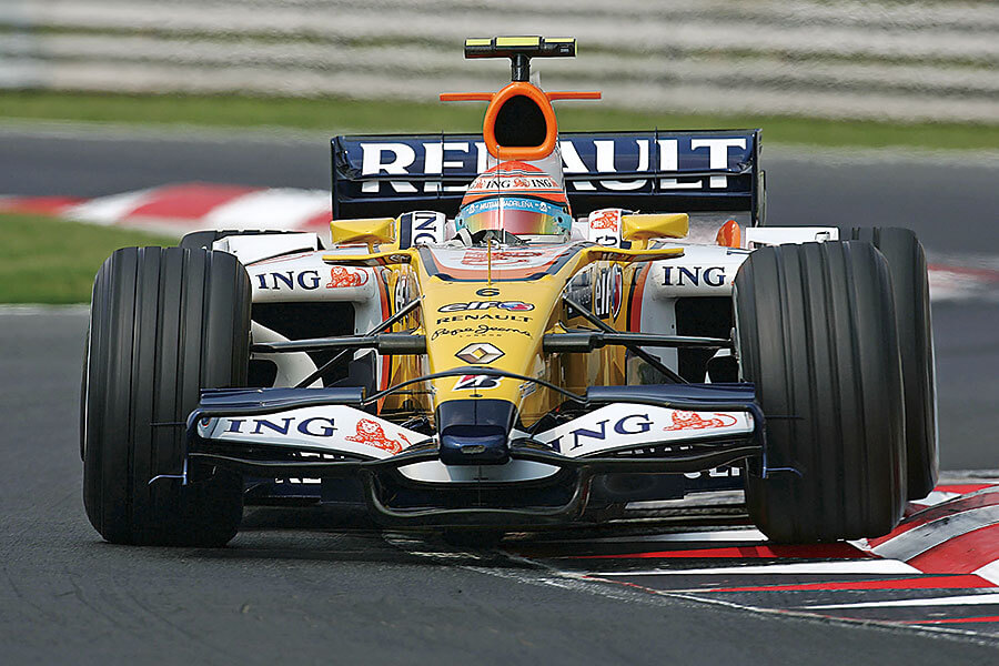 從最風光傑作,至到最慘淡低潮,這裡備妥你想知道的一切,以及許多你未曾注意的雷諾逸聞軼事。