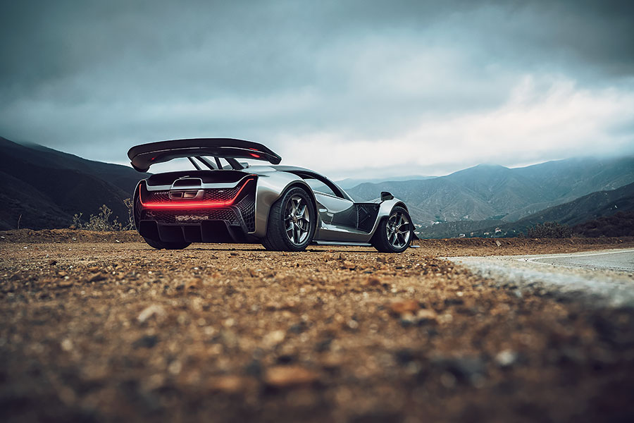 此乃Czinger 21C,與Laguna Seca單圈紀錄大有淵源的3D列印頂級超跑。TG在此搶先測試其最初原型,大家準備起飛吧!