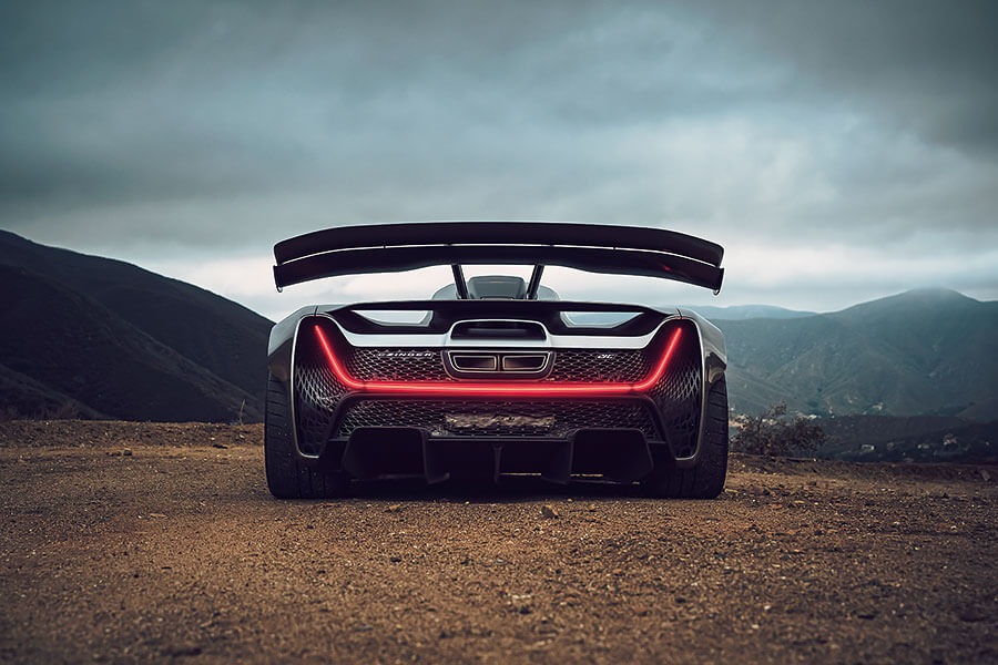 此乃Czinger 21C,與Laguna Seca單圈紀錄大有淵源的3D列印頂級超跑。TG在此搶先測試其最初原型,大家準備起飛吧!