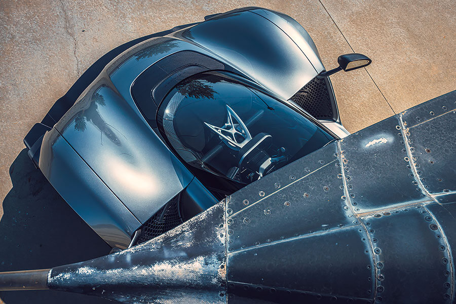 此乃Czinger 21C,與Laguna Seca單圈紀錄大有淵源的3D列印頂級超跑。TG在此搶先測試其最初原型,大家準備起飛吧!