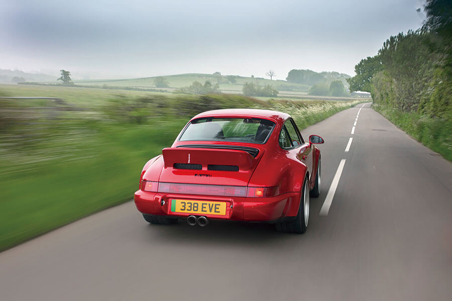 怎樣做才能把現代經典汽車電氣化,如同炸排骨簡單又好吃,同時無損成其偉業的魔法呢?問問Everrati吧。