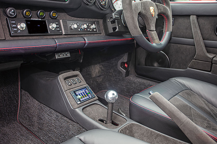 怎樣做才能把現代經典汽車電氣化,如同炸排骨簡單又好吃,同時無損成其偉業的魔法呢?問問Everrati吧。