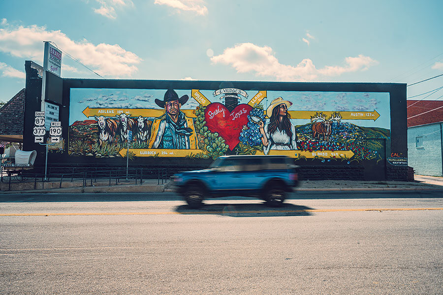 急需從德州趕往科羅拉多嗎?那麼上馬吧,新型Bronco正是為此而生。