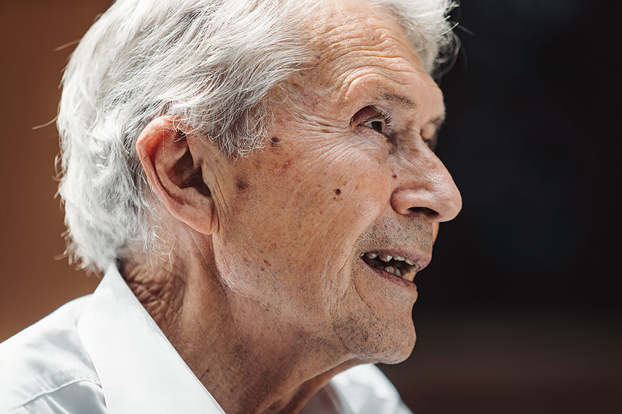 我們去了杜林上門拜會曠世設計天才暢談Miura、iPhone,以及他對自己最享負盛名的作品以現代手法再續前緣一事有何感想……